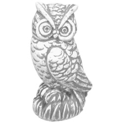 Скульптура Сова на траве