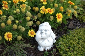 Фигурка Грубый гном