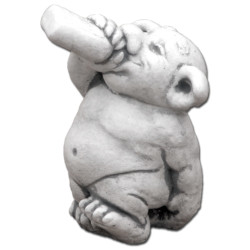 Фигурка Забавный гном с бутылкой