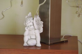 Скульптура Ангелочек с крыльями