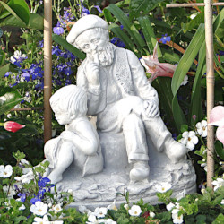 Скульптура Дед и внук