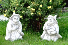 Скульптура Ведьма с котелком