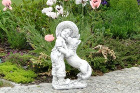 Скульптура классическая Мальчик с собакой