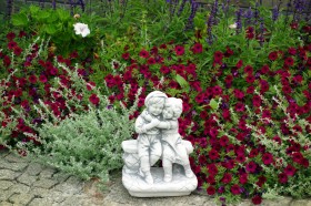 Скульптура Брат и сестра