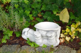 Скульптура  Черепашка с цветочным горшком