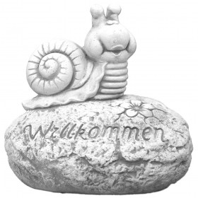 Скульптура декоративная Улитка на камне