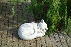 Скульптура Кот спит