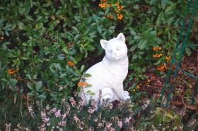 Скульптура декоративная Котенок