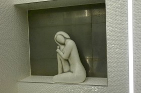 Скульптура современная Женщина