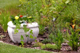 Вазон современный шестиугольный