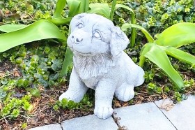 Скульптура  Щенок сидит