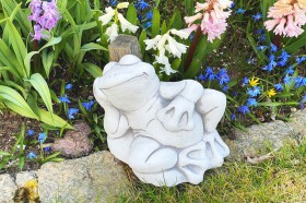 Скульптура декоративная Лягушка лежит