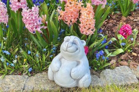 Скульптура декоративная Медведь сидит