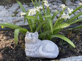 Скульптура  Кошка лежит