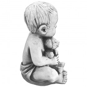 Скульптура  Ребенок с игрушкой