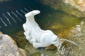 Скульптура  Рыба с трубкой для воды