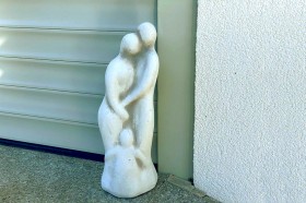 Скульптура  современная Семья