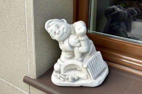 Скульптура декоративная Сантехник