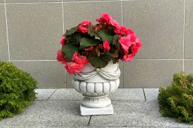 Вазон античный круглый