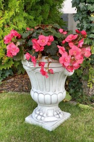 Вазон античный с кольцами