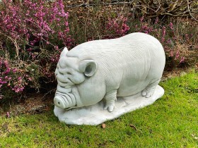 Скульптура Свинья