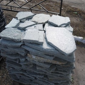 Галтованный Серебрит, серо-голубой 20-30 мм