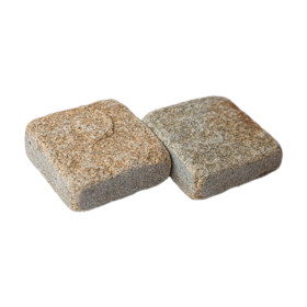 Галтованная брусчатка из Гранита Режевского, размер 100-200 мм, толщина 30-50 мм