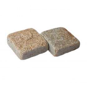 Галтованная брусчатка из Гранита Режевского, размер 200-200 мм, толщина 30-50 мм