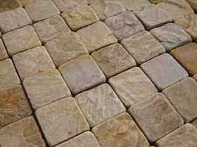 Галтованная брусчатка из Песчаника, серо-зеленая, размеры 100-200 мм, толщина 30 мм