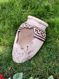 Амфора скошенная «Элис» с коричневым принтом