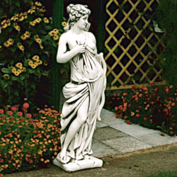 Скульптура античная Лучница