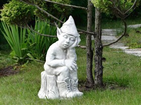 Скульптура садовая Эльф