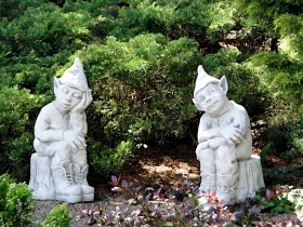 Скульптура садовая Эльф