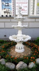 Фонтан скульптурный Мальчик с рыбкой