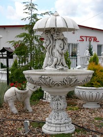 Фонтан античный Дети под зонтом