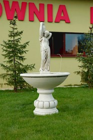 Фонтан классический Девушка с кувшинами