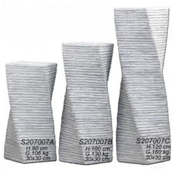 Фонтан современный Три столба