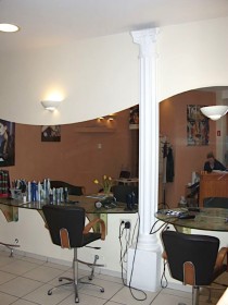 Колонна классическая