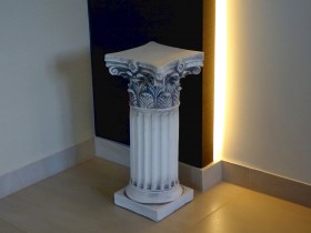 Столб античный Колонна с капителью