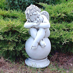 Скульптура классическая Ангел на шаре спящий