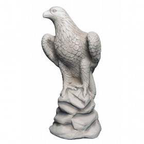 Скульптура Сокол сидит на камне, правый