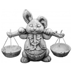 Скульптура Кролик с коромыслом