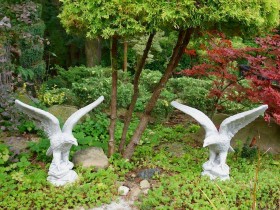 Скульптура Орёл смотрит влево