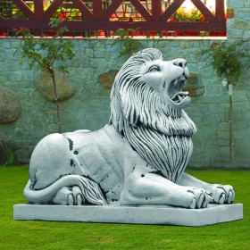 Скульптура Лев лежит, прямой