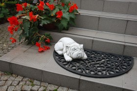 Скульптура Собака