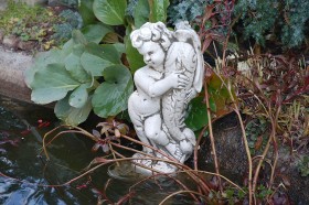 Скульптура Мальчик с рыбой