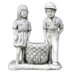 Скульптура современная Дети с лукошком