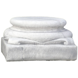 Столб античный, пьедестал