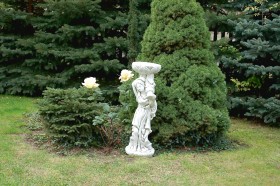 Скульптура античная Девушка со снопом