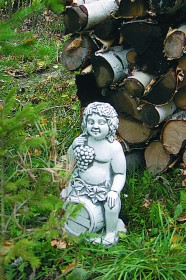 Скульптура Вакх на бочке